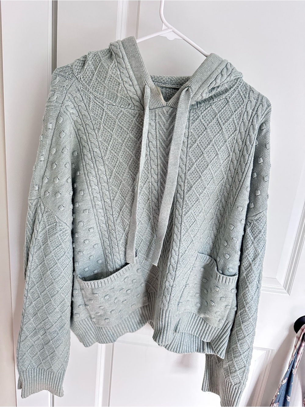 Lou & Grey Light Sage Cable-Knit Hoodie Sweater